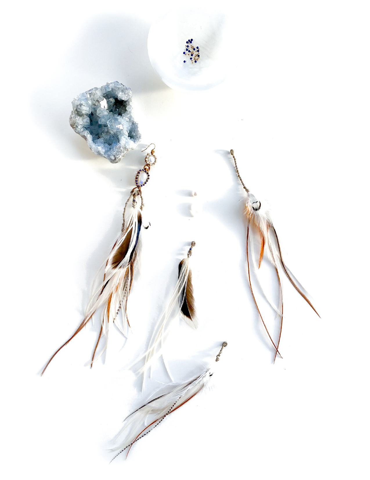 MOON KEY FEATHER EARRINGS